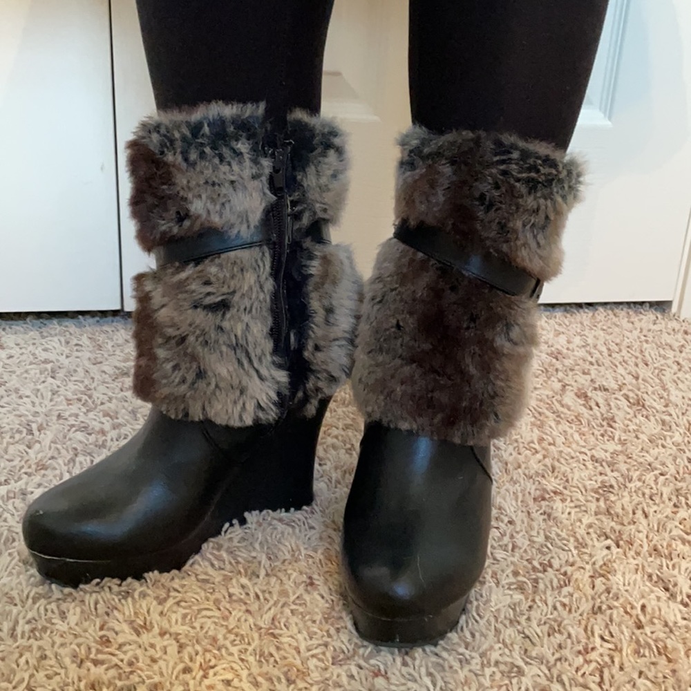 Faux fur booties